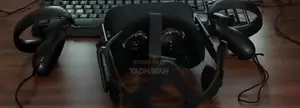 Oculus Rift CV1 Full Kit Box Fully Functional