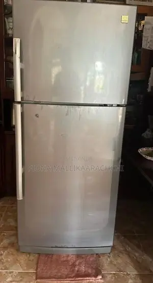 Daewoo Electronics Refrigerator (3D Cooling System)
