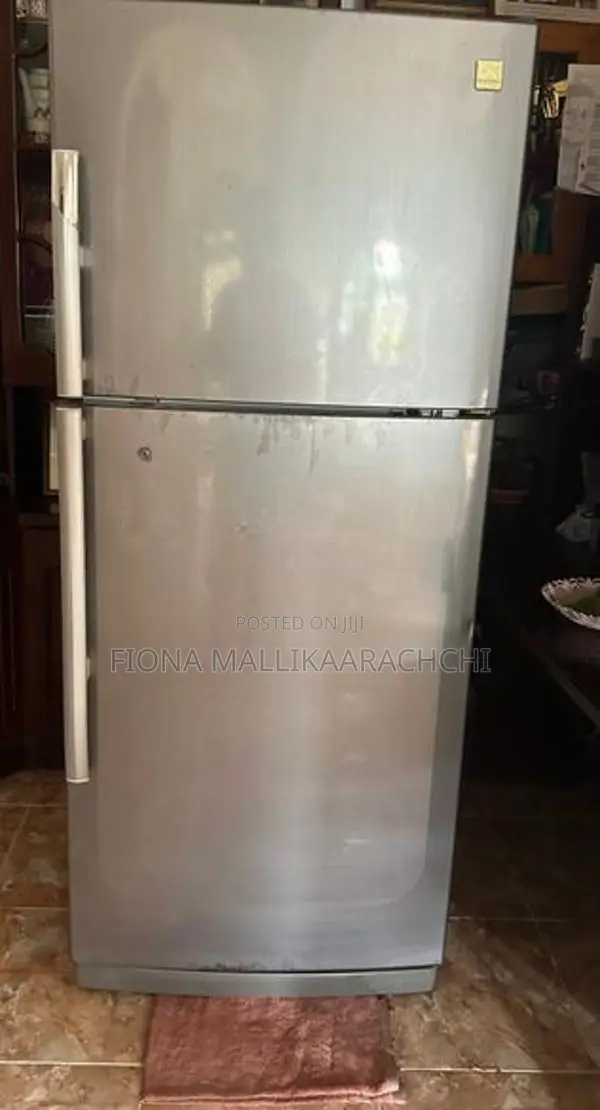 Daewoo Electronics Refrigerator (3D Cooling System)
