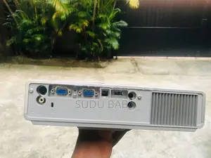 Hitachi Projector