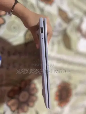 Asus Vivobook Laptop