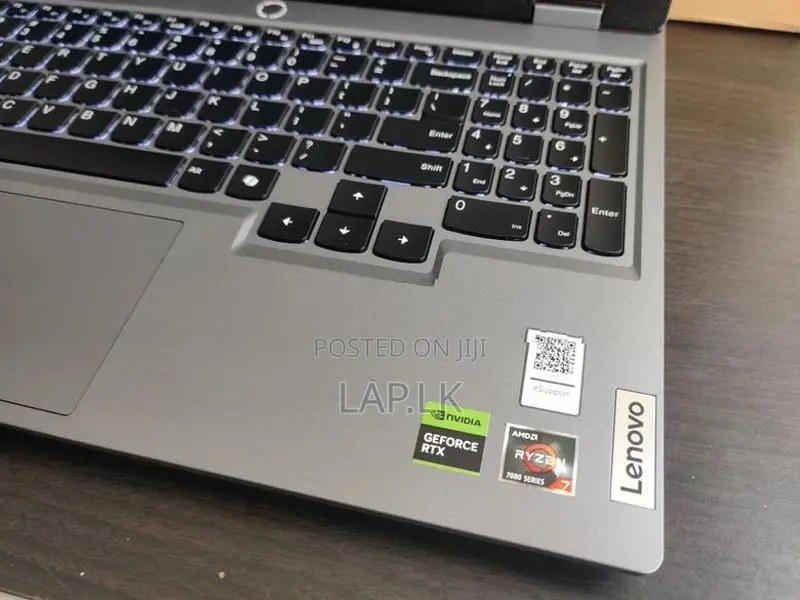 New Lenovo LOQ Ryzen 7 7445HS RTX 3050 6GB VGA Laptop 16GB / 512GB