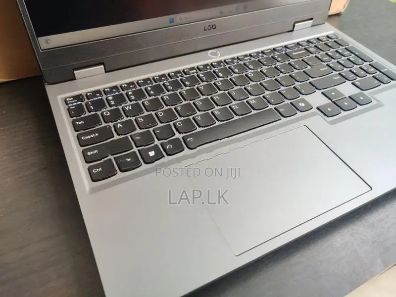 New Lenovo LOQ Ryzen 7 7445HS RTX 3050 6GB VGA Laptop 16GB / 512GB