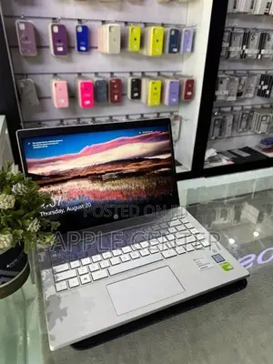 HP Pavilion 14 Laptop