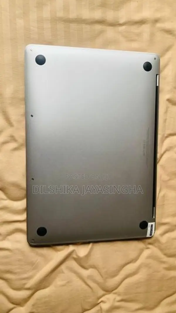 Apple MacBook 2017