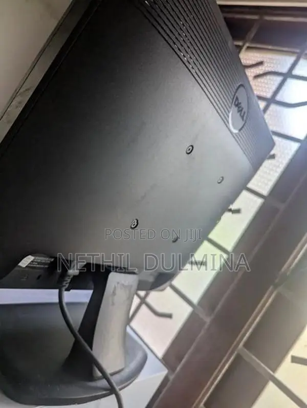 Dell Monitor 19'inch