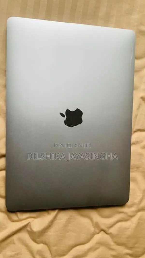 Apple MacBook 2017