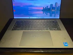 Dell Precision 5560 i7 11th Gen with 32GB RAM