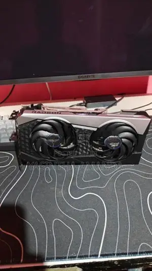 Sapphire Nitro+ RX 6600XT 8GB