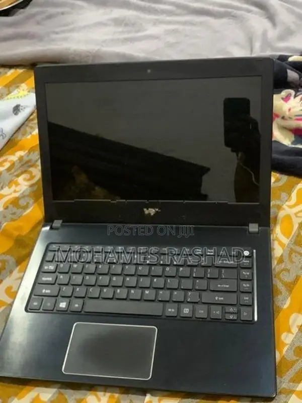 Acer Aspire ES1-572 | Core i3 6th Gen 4GB RAM 500GB HDD