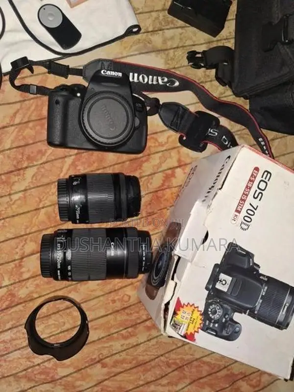 Canon EOS 700D