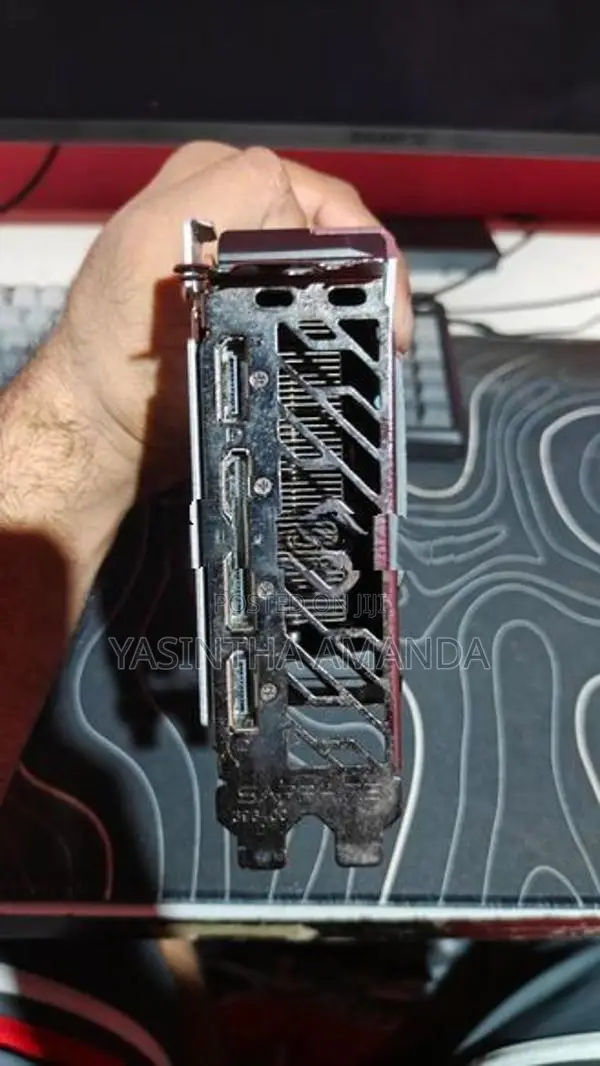Sapphire Nitro+ RX 6600XT 8GB