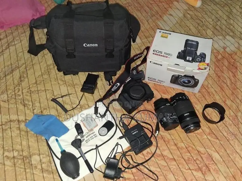 Canon EOS 700D