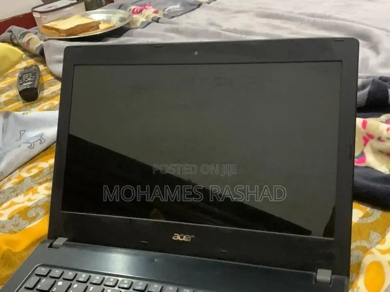 Acer Aspire ES1-572 | Core i3 6th Gen 4GB RAM 500GB HDD