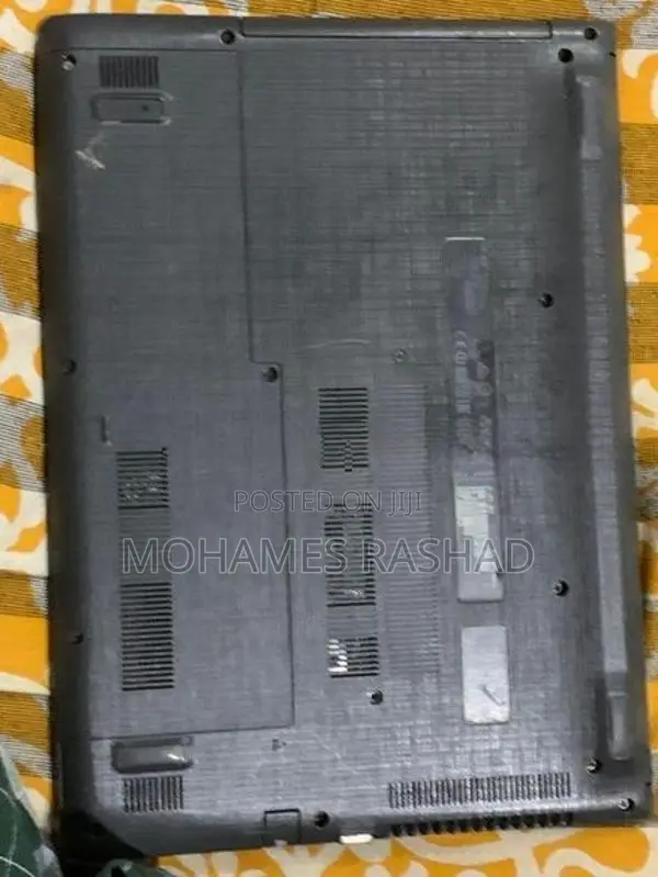 Acer Aspire ES1-572 | Core i3 6th Gen 4GB RAM 500GB HDD