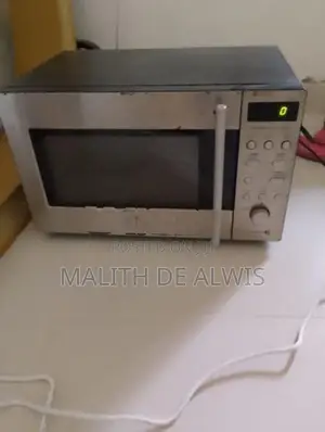 Microwave Oven