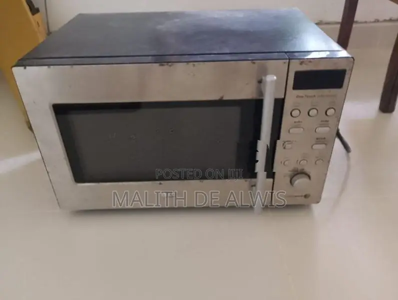 Microwave Oven