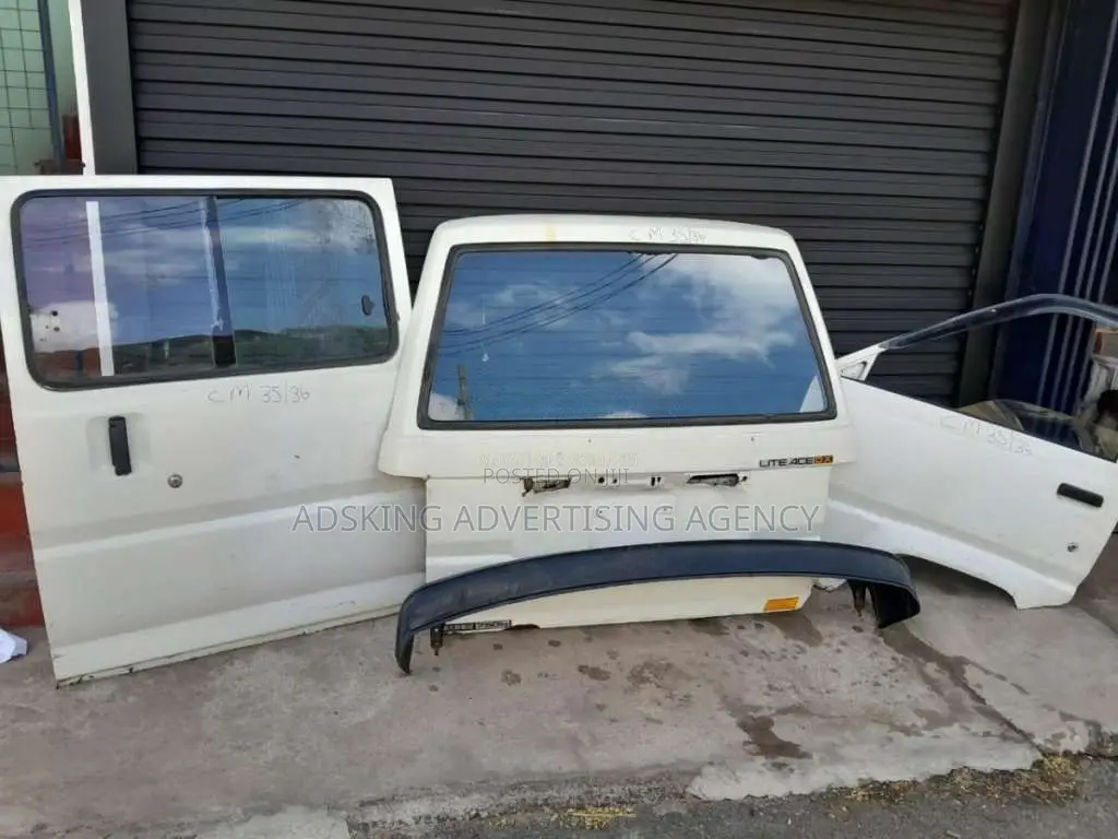 Nissan Vanette Largo Door Panel for All