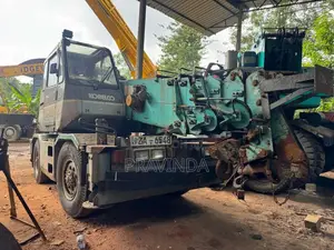 Kobelco 7T Crane Rk70 2002 Heavy-Duty (Used)