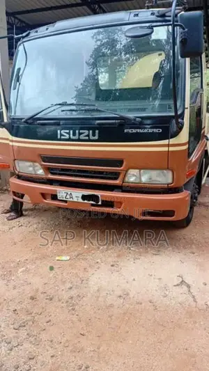 Isuzu Concrete 2007 Lorry (Used)