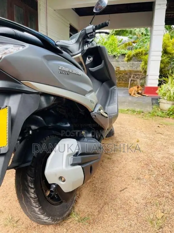 Suzuki BURGMAN 2020 Motorbike (Used)