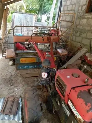ATHER ATHER 2006 Tractor (Used)