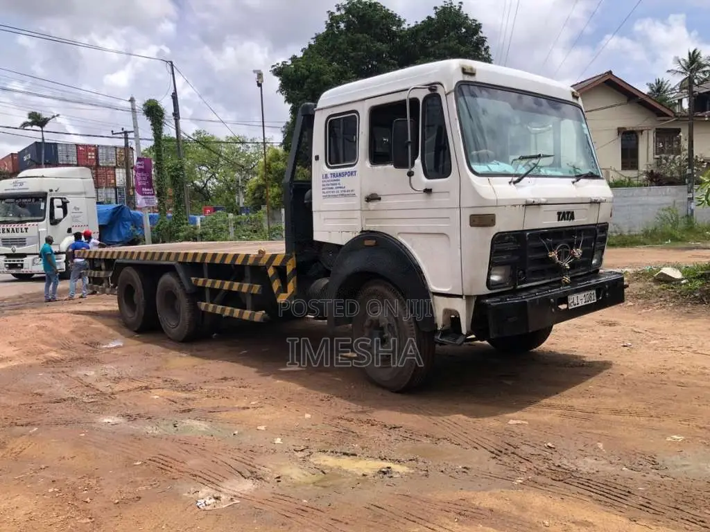 Tata 2516 2010 Heavy-Duty (Used)