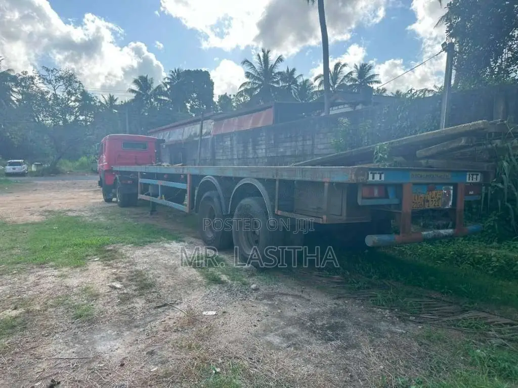 Tata Primr Mover 2014 Heavy-Duty (Used)