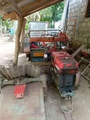 ATHER ATHER 2006 Tractor (Used)