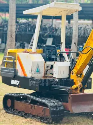 Yanmar B27 2015 Heavy-Duty (Used)