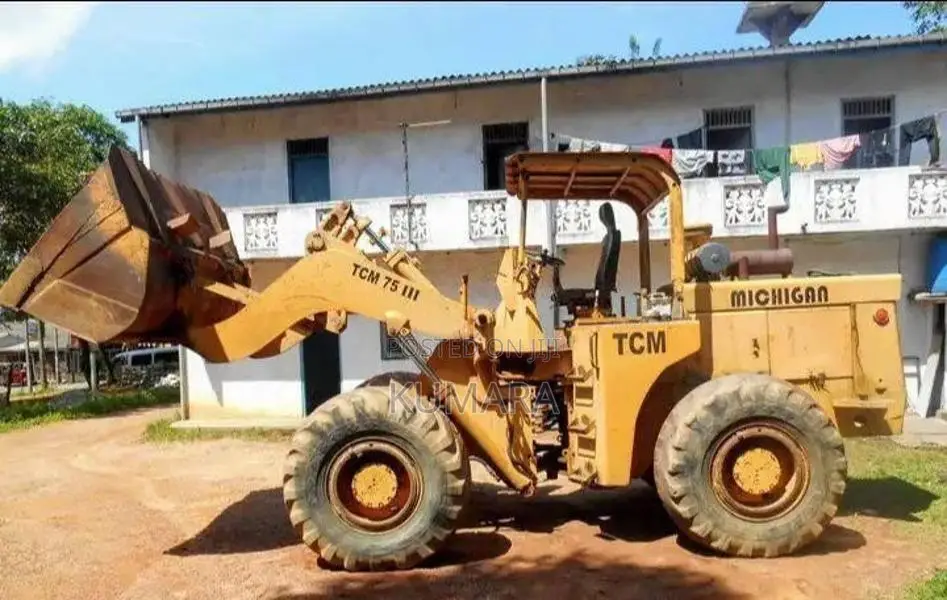 Komatsu TCM 75 Wheel Loader 1999 Heavy-Duty (Used)