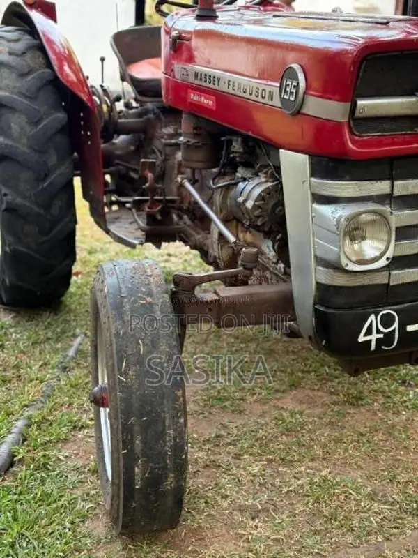 Massey-Ferguson 135 1997 Tractor (Used)