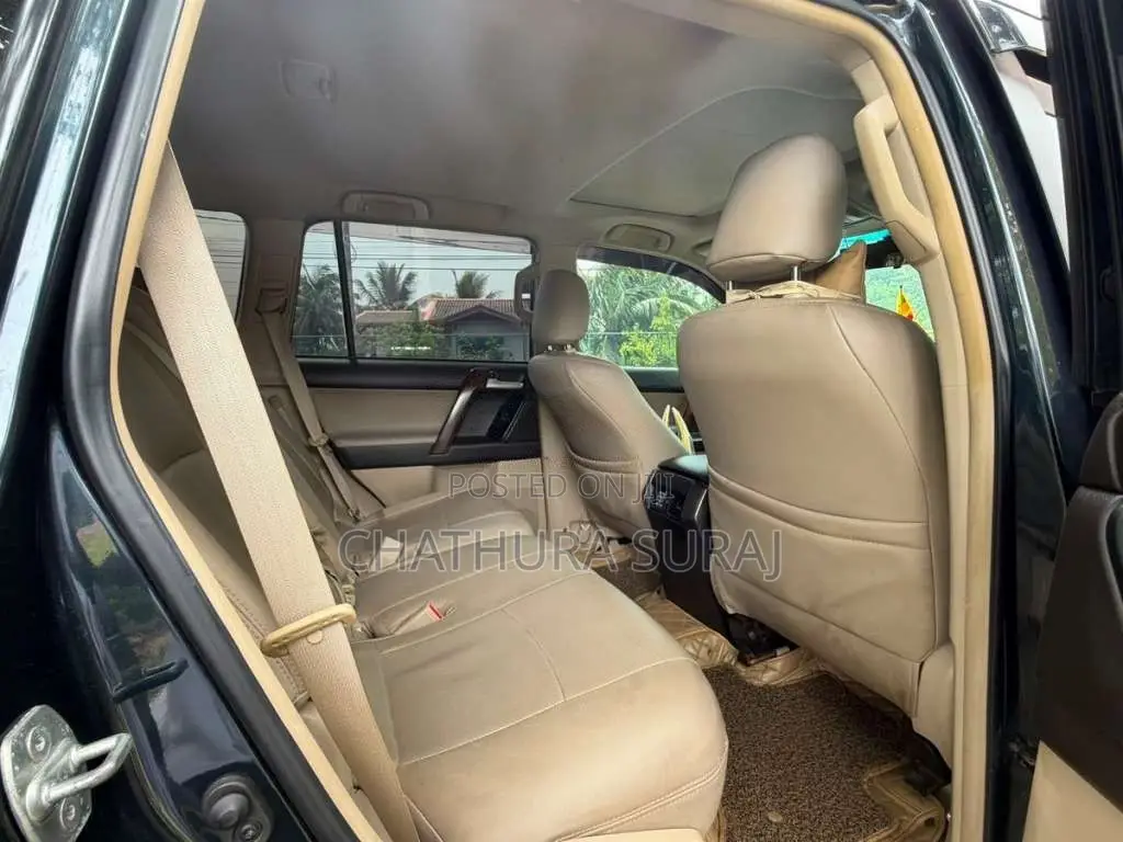 Toyota Prado 2010 SUV (Used)