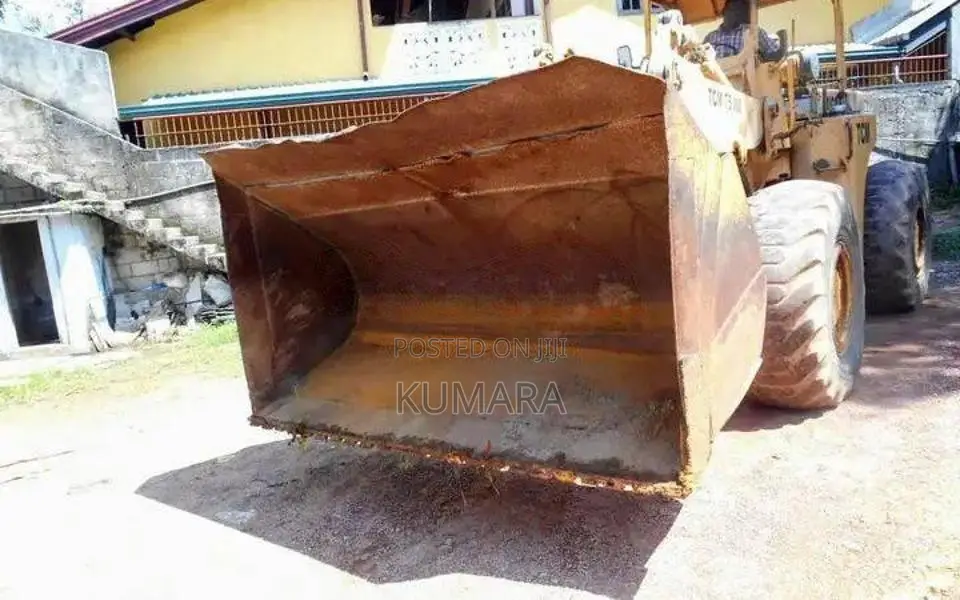 Komatsu TCM 75 Wheel Loader 1999 Heavy-Duty (Used)