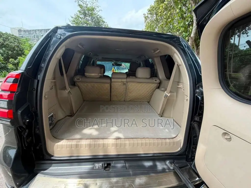 Toyota Prado 2010 SUV (Used)