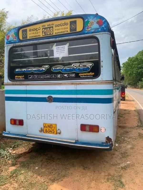 Ashok-Leyland Lynx 2011 Bus (Used)