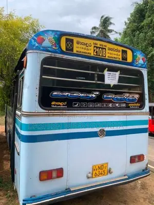 Ashok-Leyland Lynx 2011 Bus (Used)
