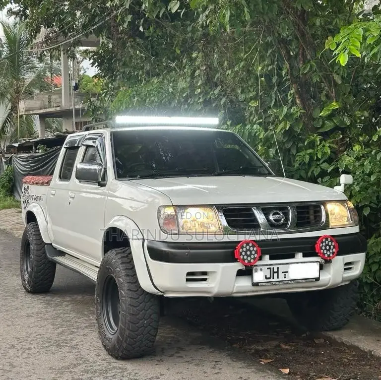Nissan D22 2004 Pickup (Used)