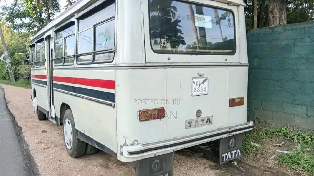 Tata 909 1992 Bus (Used)