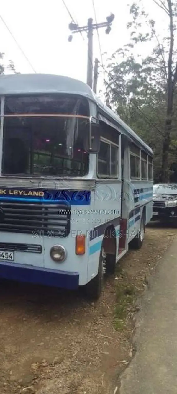 Ashok-Leyland Comet 1994 Bus (Used)