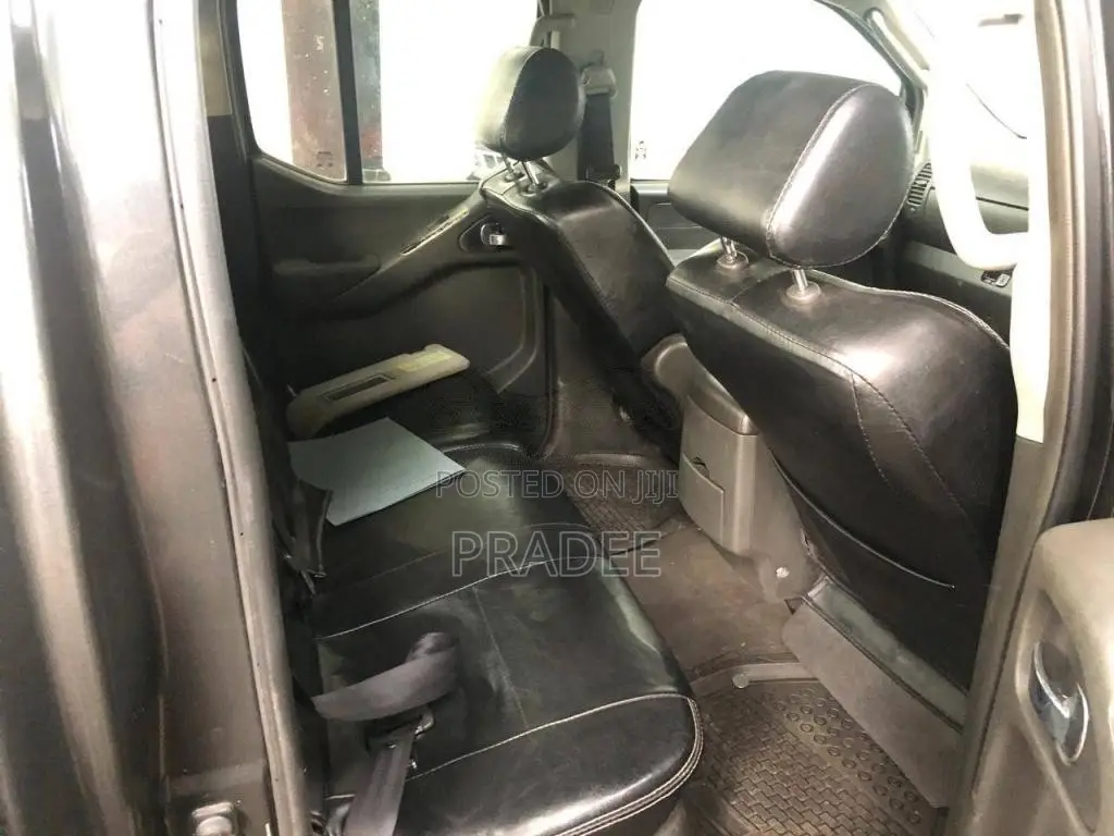 Nissan Navara Aventura 2008 Pickup (Used)