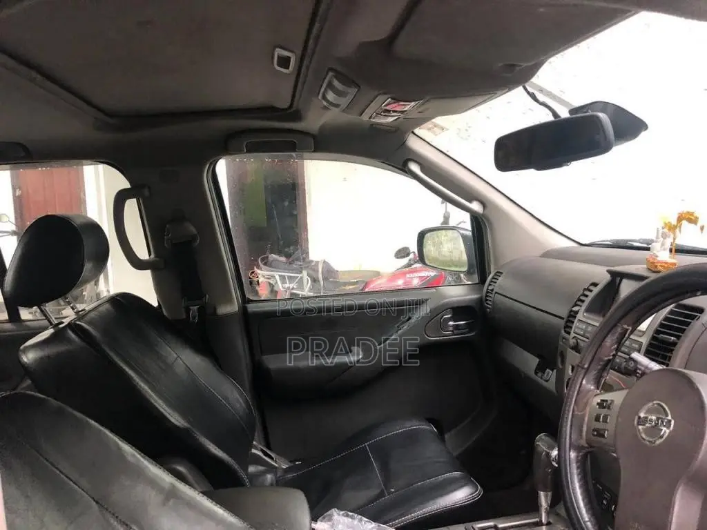 Nissan Navara Aventura 2008 Pickup (Used)