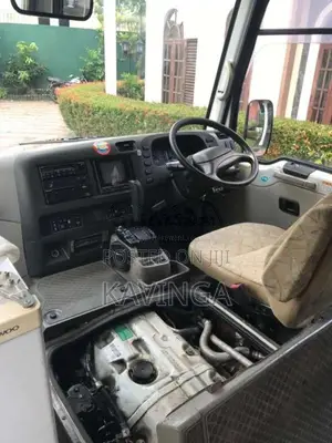Mitsubishi Rosa 2012 Bus (Used)