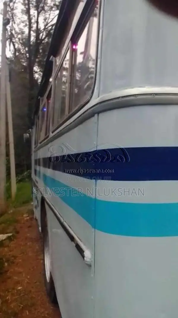 Ashok-Leyland Comet 1994 Bus (Used)