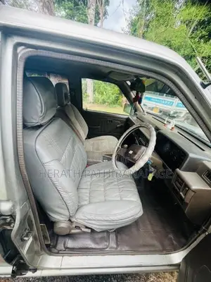 Mitsubishi L200 2001 Pickup (Used)