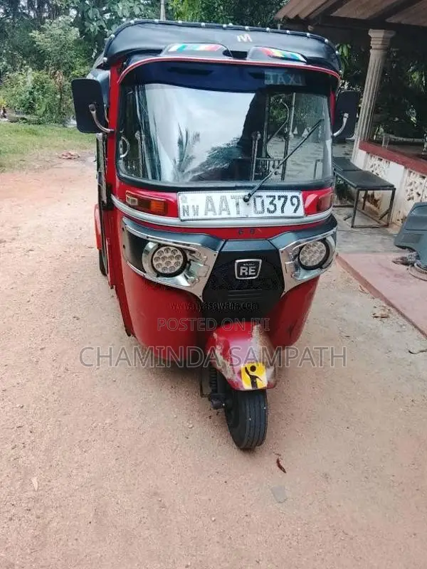 Bajaj 4 stroke 2014 Three Wheel (Used)