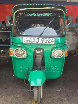 Bajaj 4 Stroke 2014 Three Wheel (Used)