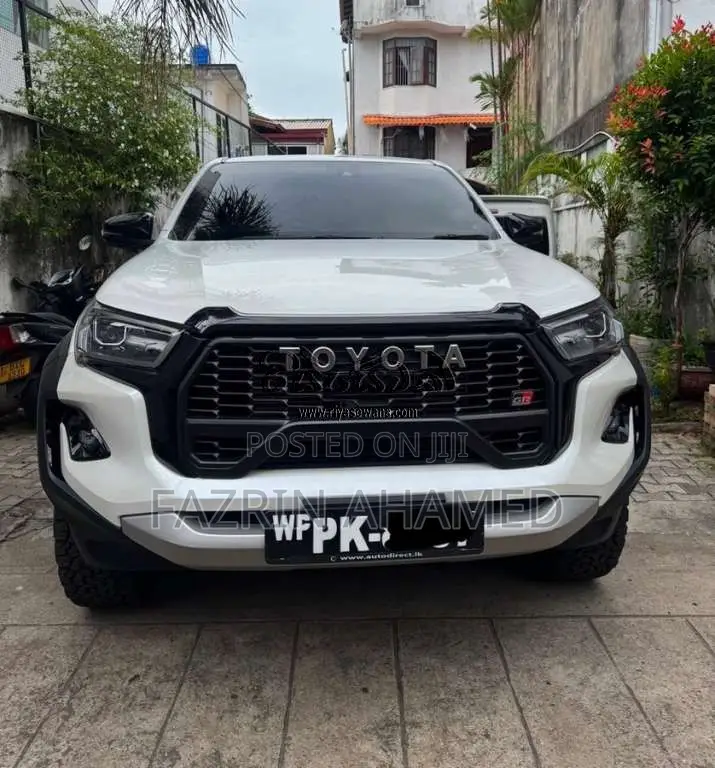 Toyota Hilux Gr Sport 2025 Pickup (Used)