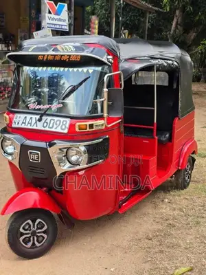 Bajaj 4 Stroke 2014 Three Wheel (Used)