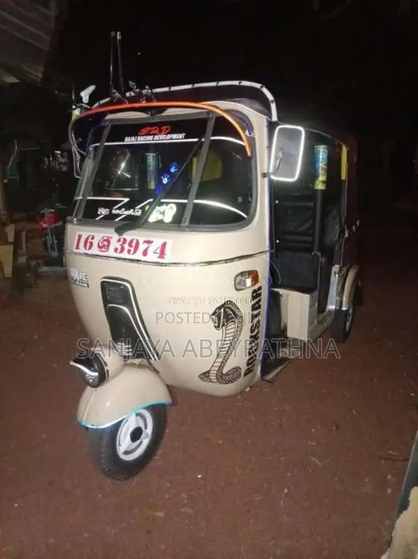 Bajaj 2 Stroke 1990 Three Wheel (Used)
